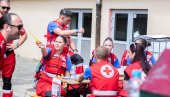 У СРЕМСКИМ КАРЛОВЦИМА ПОКАЗНА ВЕЖБА ЗА ДЕЛОВАЊЕ У НЕСРЕЋАМА: Акција Црвеног крста Војводине