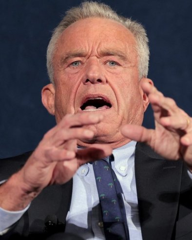 САВЕЗНИ СУД ОДЛУЧИО: Блокиране измене распореда дечије вакцинације Роберта Кенедија Млађег