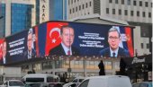 ОВАКО СЕ ПОШТУЈЕ ВУЧИЋЕВА СРБИЈА: Билборди добродошлице српском председнику широм Анкаре (ФОТО)