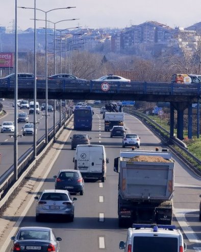 SLUŽIĆE DO IZGRADNJE NOVE PETLJE: Dušanovački most postavljen je još 1975. godine kao privremeno rešenje (FOTO)