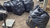 VELIKA ZAPLENA KOD SREMSKE MITROVICE! Pogledajte šta je policija sve zatekla, vrednost nelegalne robe skoro 5 miliona dinara!