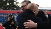 HVALA VAM, DRAGI PRIJATELJU, NA POSETI Vučić ispratio Alijeva: Do skorog viđenja