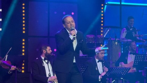 ШАБАН ГА ЈЕ ЗА ЖИВОТА ПРОГЛАСИО СВОЈИМ НАСЛЕДНИКОМ: Емир Хабибовић наступао на хуманитарном концерту посвећеном Шаулићу