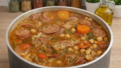 PUČERO SA LEBLEBIJAMA: