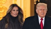 ПИТАЛИ ТРАМПА ШТА ЈЕ КУПИО МЕЛАНИЈИ ЗА ДАН ЗАЉУБЉЕНИХ: Његов одговор изненадио јавност