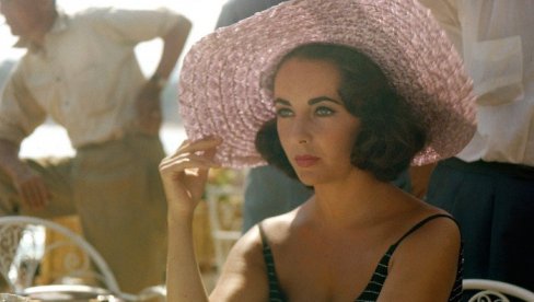 NISAM MOGAO DA JOJ POMOGNEM: Sin Elizabet Tejlor progovorio o njenim porocima - gutala je tablete uz viski i votku