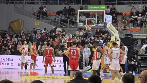 ZVEZDA UZ MUKE I PSOVKE DO POLUFINALA KUPA RADIVOJA KORAĆA! Saša Obradović nije mogao da veruje šta se dešava!