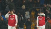 ČUDO U PREMIJER LIGI! Vodeći Arsenal doživeo šok od poslednjeg na tabeli, svi pričaju o onome što se desilo u 94. minutu! (VIDEO)