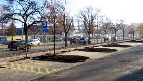 КАРТЕ ВАЖЕ ДО 1. АПРИЛА: Паркирање за особе са инвалидитетом у Новом Саду