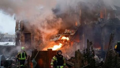 НАТО ДРЖАВА ХИТНО ДИГЛА БОРБЕНЕ АВИОНЕ: Стравичне експлозије у Кијеву и широм Украјине, има мртвих и рањених (ВИДЕО)