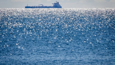 САОПШТЕНО ИЗ ПЕНТАГОНА: Америчке снаге укрцале се на трећи санкционисани танкер са нафтом