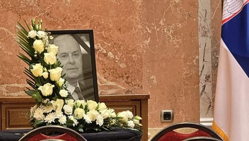 КОМЕМОРАЦИЈА ВЛАДИСЛАВУ ЈОВАНОВИЋУ Вучић: Велико хвала за све што је учинио за своју земљу (ВИДЕО)