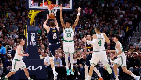 SRBIN JE SILA! Nikola Jokić razmontirao u paramparčad Boston (VIDEO)