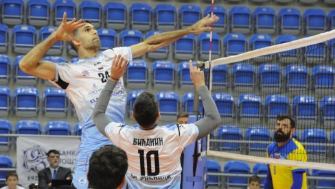 SIGURNI „MUSKETARI“: Odbojkaši Ribnice savladali Laki Star pred svojim navijačima