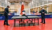 ВУЧИЋ СЕ ОГЛАСИО ИЗ АСТАНЕ: Играо сам против најбољег стонотенисера међу политичарима (ФОТО)