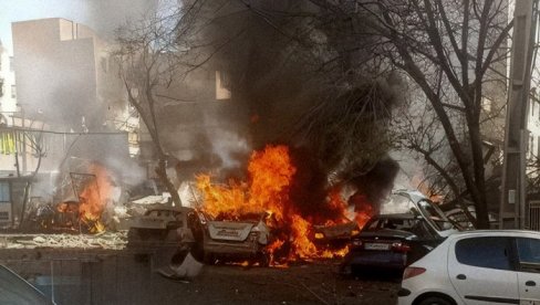 ВЕЛИКА БРИТАНИЈА, ФРАНЦУСКА И НЕМАЧКА: Можда ћемо предузети неопходне одбрамбене мере против Ирана