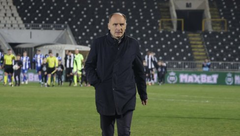 ДАМИР ЧАКАР У ШОКУ! Не може да верује како је протекао његов деби на клупи Партизана, жао му ЊЕГА САМОГ!