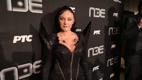 МОЈЕ ЦРВЕНЕ ОЧИ СУ ДЕО МИТСКОГ БИЋА ОМАЈЕ: Мирна проговорила о симболици сочива које носи на ПЗЕ