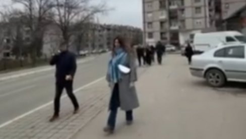 BLOKADERI U BORU TVRDILI DA KOSOVO NIJE SRBIJA Narod im poručio - Sram vas bilo! (VIDEO)