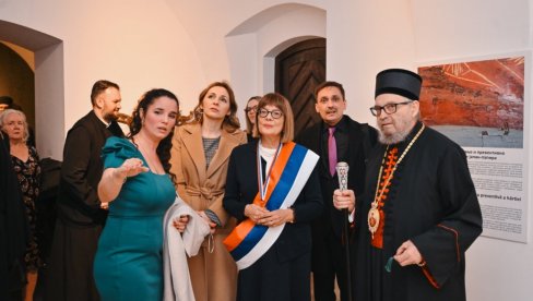 „ISKRE SJAJA IZ PEPELA“: Izložba o restauraciji i konzervaciji ikonostasa SPC Uspenja Presvete Bogorodice u Čakovu