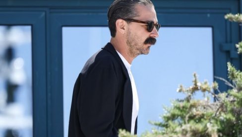 PREDVIĐALI SU MU MAESTRALNU KARIJERU, SADA JE SVAKO MALO U ZATVORU: Snimljen kako udara čoveka u glavu ispred bara u NJu Orleansu