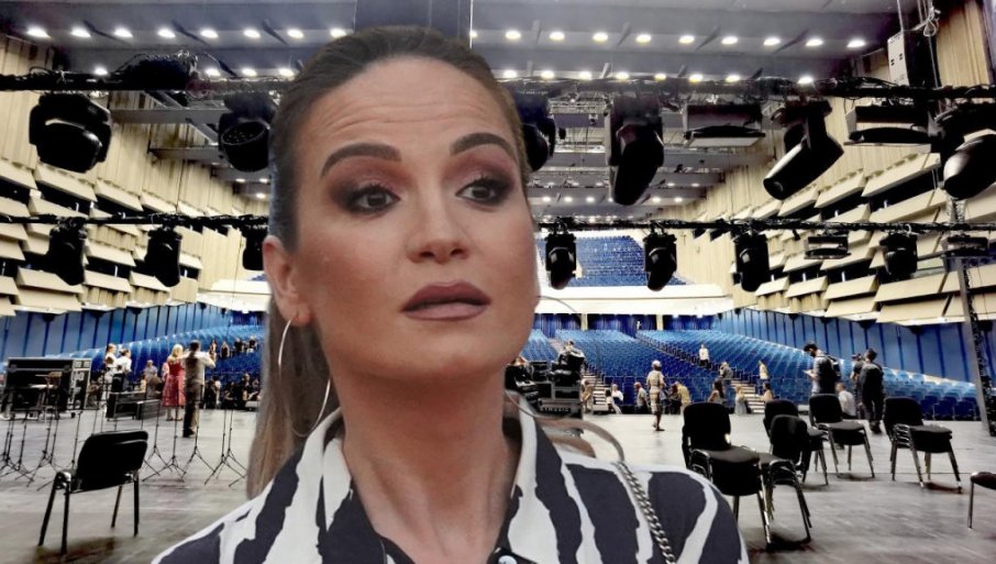 Jelena Tomašević se srušila na bini, hitno hospitalizovana