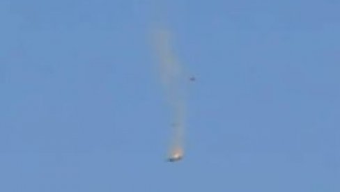 DIM KOD AMERIČKE AMBASADE, OBOREN F-15? Haos u Kuvajtu, pojavio se snimak pada letelice, Iran tvrdi da je njihovih "ruku delo" (VIDEO)