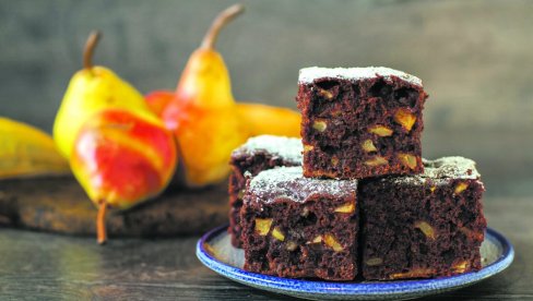 SLATKI ČOKOLADNI ZALOGAJI SA KRUŠKAMA: Ideja za poslasticu za početak nedelje