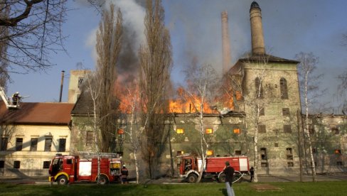 DO POTPUNOG UNIŠTENJA DELI JE SAMO JEDNA OLUJA: PIVARANa listi sedam najugroženijih Evrope nostre i Vajfertova pivara u Pančevu