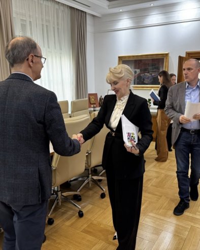 MACUT SA LONČAROM I LAZAREVIĆ: Tržište lekova uredno snabdeveno, lekovi na recept među najjeftinijima