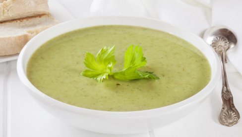 JEDNOSTAVNA, A UKUSNA I ZDRAVA: Krem čorba od celera