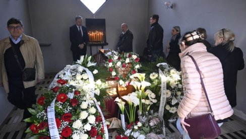 ODLAZAK U VEČNOST! Sahranjen Aleksandar Boričić, poslednjem ispraćaju prisustvovao ogroman broj poštovalaca!