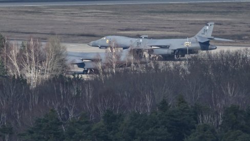 BRITANIJA DOZVOLILA SAD DA KORISTE NJENE BAZE: Za napade na Iran u Ormuskom moreuzu