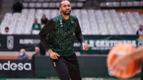 ПРОЦВЕТАО ОД ОДЛАСКА ИЗ ПАРТИЗАНА! Највећи промашај црно-белих доминирао у победи!