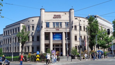 ПРАВНИ ФАКУЛТЕТ ПОМАЖЕ БУДУЋИМ БРУЦОШИМА: Припремна настава почиње у мају