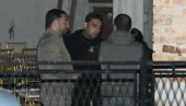KUĆA DARKA LAZIĆA ZAVIJENA U CRNO: Ukućani skrhani od bola zbog Draganove pogibije (FOTO)
