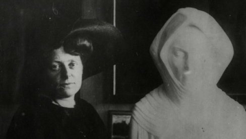 РАСНА ИДЕОЛОГИЈА НА ПОЧЕТКУ ПРОШЛОГ ВЕКА: Жири за Међународну изложбу у Риму Надеждине поједине радове означио као порнографске