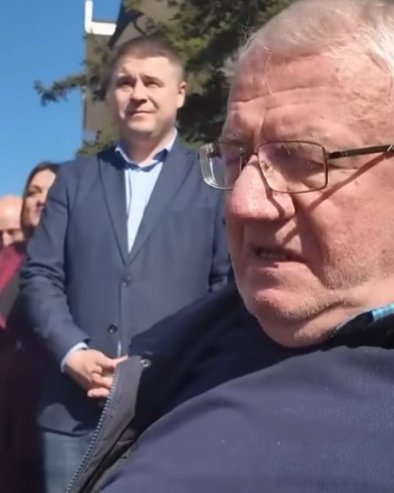 ШЕШЕЉ УПОЗОРАВА ШТА СЛЕДИ: Врло је лоша ситуација