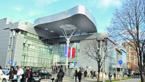 С МЕГАТРЕНДА ИДУ НА ДВА ФАКУЛТЕТА: Министарство просвете дало инструкције како студенти могу да наставе школовање