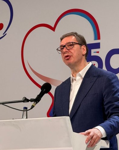 ZNATE KO JE UVEK UZ SVOJ NAROD, A KO JE I UVEK PROTIV NJEGA Vučić: Takvi predaju našoj deci i hteli bi da državu vode