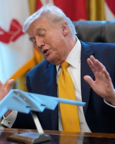 ТРАМП ПОНОВО ОДЛОЖИО НАПАДЕ: Неће бити удара на иранску енергетску инфраструктуру наредних десет дана