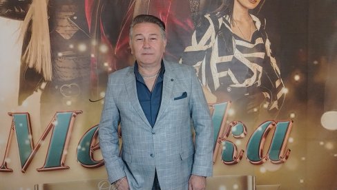 PRISETIO SE BOGATE KARIJERE: Halid Muslimović otkrio veliku tajnu o pesmi Harisa DŽinovića (FOTO)