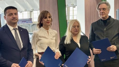 Čadežu zahvalnica Srpske asocijacije uvoznika vozila za razvoj e-mobilnosti