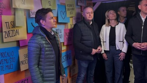 NIJEDNO DETE NE SME DA OSTANE SAMO: Brnabićeva u Smederevskoj Palanci obišla iskustveni tunel Postoji izlaz (FOTO/VIDEO)