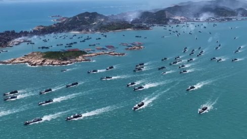 НОВА ВЕРЗИЈА КИНЕСКОГ ЗИДА: Мистериозни феномен и мору између Јапана и Кине (ФОТО/ВИДЕО)