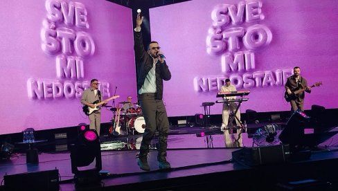 POJAVILI SE PREVARANTI: Drama pred koncert Magla benda (FOTO)