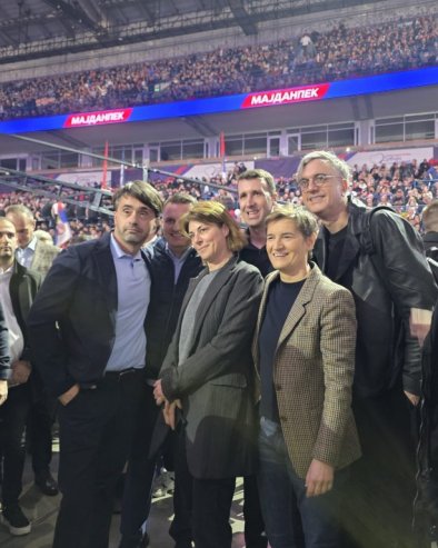 АНА БРНАБИЋУ О СКУПУ СНС У АРЕНИ: Сви ми вечерас јасно смо пружили подршку нашем Александру Вучићу