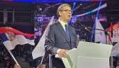 PLIVAĆETE, GONIĆEMO VAŠU DECU, TUĆI ĆEMO VAS Vučić podseća šta je bio jedini program blokadera