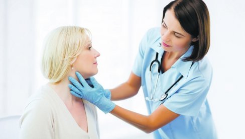 УПАЛА ГРЛА, ГЉИВИЦЕ, АФТЕ Савет лекара: Пролеће доноси пад имунитета, проверите да немате неке од ових тегоба