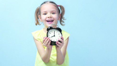 ВАЖАН САВЕТ ЗА РОДИТЕЉЕ: Зашто је добро научити малишане да гледају на сат